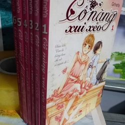 cô nàng xui xẻo trọn bộ