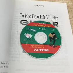TỰ HỌC ĐỆM HÁT VỚI ĐÀN GUITAR ( kèm đĩa CD) 975833