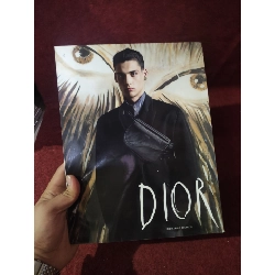 Tạp chí tiếng Hoa Hommes 10 910507