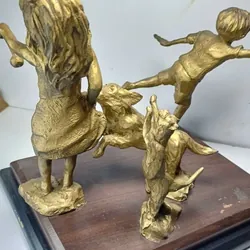 Tượng đồng thau những đứa trẻ và chú chó_Gốc châu Âu 697088