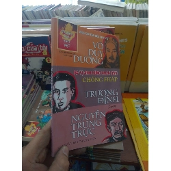 Ba vị anh hùng nhân dân chống Pháp - Đông Hải 2011 Lịch sử Việt Nam VAVO-AK19 Rebooks.vn