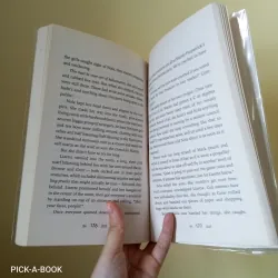 [Ngoại văn] Tiểu thuyết Tiếng Anh Thiếu niên In And Out - Claudia Gabel 928001