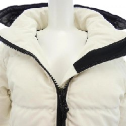 【Mã giảm giá】Áo khoác lông vũ CANADA GOOSE 638902