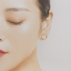 Bông tai Louis Vuitton Pius Sun Blossom Nacre một bên - Hàng hiệu Chính hãng 847364