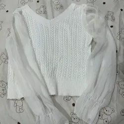 Áo trắng dài tay phối ren