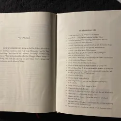 Thành Cát Tư Hãn và Sự Hình Thành Thế Giới Hiện Đại.-Jack Weatherfor( chữ ky tác giả) 1038103
