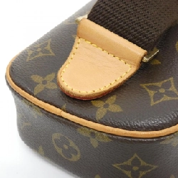 Túi đeo vai Louis Vuitton Monogram Pochette Gange M51870 611890