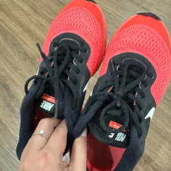 Giày thể thao  786055