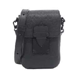 Túi đeo vai Louis Vuitton Trillon Monogram S Lock Vertical Wearable Wallet M81524