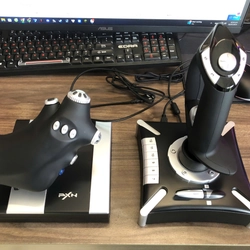 Cần lái máy bay (Joystick) PXN-2119PRO 1,49kg màu đen. Tình trạng: tốt 495837