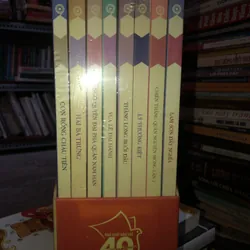 Boxset Lịch sử Việt Nam bằng tranh phiên bản màu (Trọn bộ 8 quyển) 703501