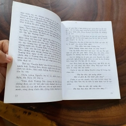 II Tựa sách: Trên Đỉnh Trường Sơn Kể Truyện Kiều - Thiếu Tướng Nguyễn An - 1999 460811