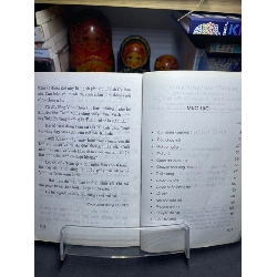 Chiếc nhẫn dòng họ 2007 mới 70% ố bẩn nhẹ Đức Hùng HPB0906 SÁCH VĂN HỌC 915324