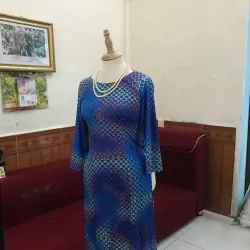 Áo dài họa tiết vảy cá đa sắc Retro Mới 98% (không kèm quần)