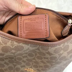 Túi Coach thời trang 723411