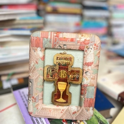 Chalice with JHS Host Gold Embossed Epoxy Icon Wood Cross Wall Crucifix, công giáo 501726