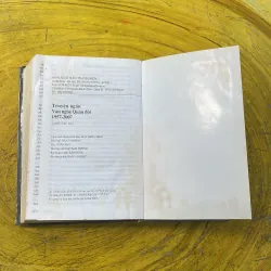 TRUYỆN NGẮN VĂN NGHỆ QUÂN ĐỘI 1957-2007 bìa cứng 792942