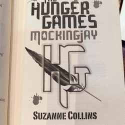 The Hunger Games Mockingjay - Suzanne Collins (Paperback) 459737
