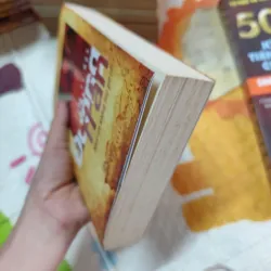 📕 ĐƯỜNG TRẦN – NGỌN LỬA KHÔNG BAO GIỜ TẮT (TRẦN TỐ NGA) – BẢN CÓ CHỮ KÝ TÁC GIẢ - K4 1017977