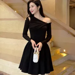 Váy đen trễ vai Laviem design size M mới mua và mặc thử like new 95%  748627