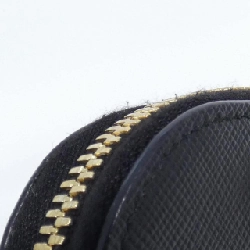 Túi đeo vai Prada 1DH030 608977