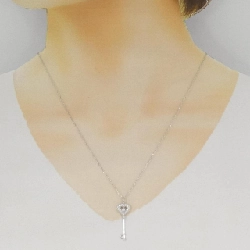 K18WG Mặt Dây Chuyền Hình Tim × Chìa Khóa Đính Kim Cương 0.18CT - Hàng hiệu Chính Hãng 863432