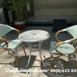 Bàn ghế nhôm đúc ngoài trời 696826