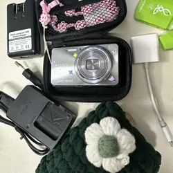 Máy ảnh compact Sony CyberShot WX100 (tặng kèm thẻ nhớ, phụ kiện) 729201