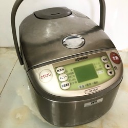 NỒI CƠM ĐIỆN IH NHẬT ZOJIRUSHI NP-HC10 ( CAO TẦN ) 69460