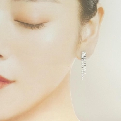 K18WG/750WG Bông tai kim cương - Hàng hiệu Authentic 867225