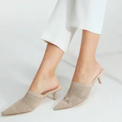 3 phân, kem, ôm chân 1029307