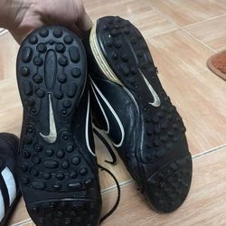 Giày đá bóng Nike Size 40 chính hãng 457807