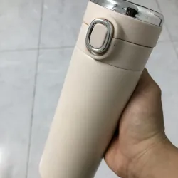 Bình giữ nhiệt thông minh có màn hình điện tử 975390