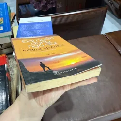 Đời ngắn đừng ngủ dài – Robin Sharma | Sách phát triển bản thân bán chạy 976332