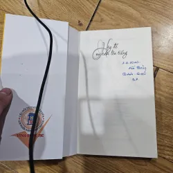 Hãy để nụ cười lên tiếng 
30k (bìa 90k) 1019030