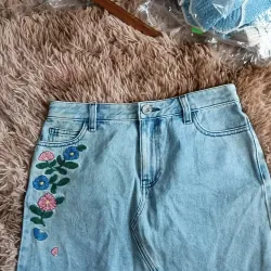 Chân váy size M 972802