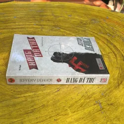 COMBO JEFFEREY DEAVER: DỮ LIỆU TỬ THẦN & HANG DÃ THÚ 748887