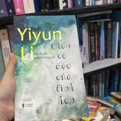 Chốn cô độc của linh hồn" (tên gốc: The Vagrants) của nữ tác giả Yiyun Li