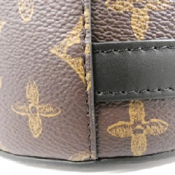 Túi xách vai Louis Vuitton Monogram (N°7) Wheel Box M59706 609863