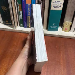 [Ruột Sách Có Gạch Và Note Bằng Bút Chì] - Tiểu Thuyết, Trinh Thám, Kinh Dị: Trại Hoa Đỏ 927231