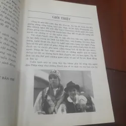 Đối thoại với các nền văn hóa: PHÁP 1032250
