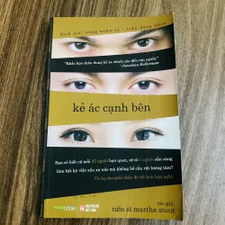 Kẻ ác cạnh bên