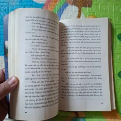 Giữa Dòng Chảy Lạc 933887