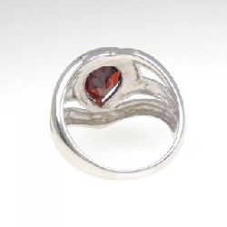 Nhẫn Garnet K10WG - Hàng hiệu Chính hãng 850543