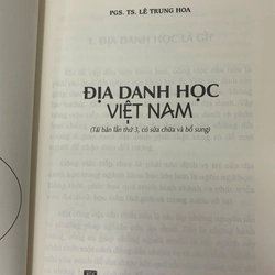 ĐỊA DANH HỌC VIỆT NAM - LÊ TRUNG HOA 538374