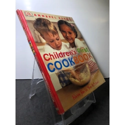 Children's First Cookbook DK BÌA CỨNG mới 85% bẩn nhẹ Annabel Karmel HPB3107 NGOẠI VĂN