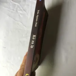 Sách đã qua sử dụng Kẻ Xa Lạ - Trần Nghiên Nhất 999012