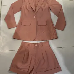 Set vest thoi trang trẻ không gia không sến  760302