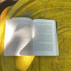 COMBO JEFFEREY DEAVER : NỮ PHỤ TÁ VÀ BÙA MÊ ĐÀN ÔNG & CÁI GHẾ TRỐNG 748869