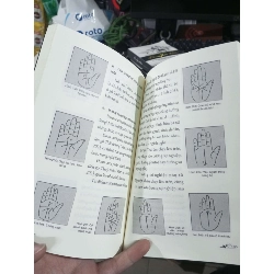 Đời Người Trên Bàn Tay - Lý Cư Minh 2022 mới 90% Sách lịch sử - triết học HCM1004 1007349